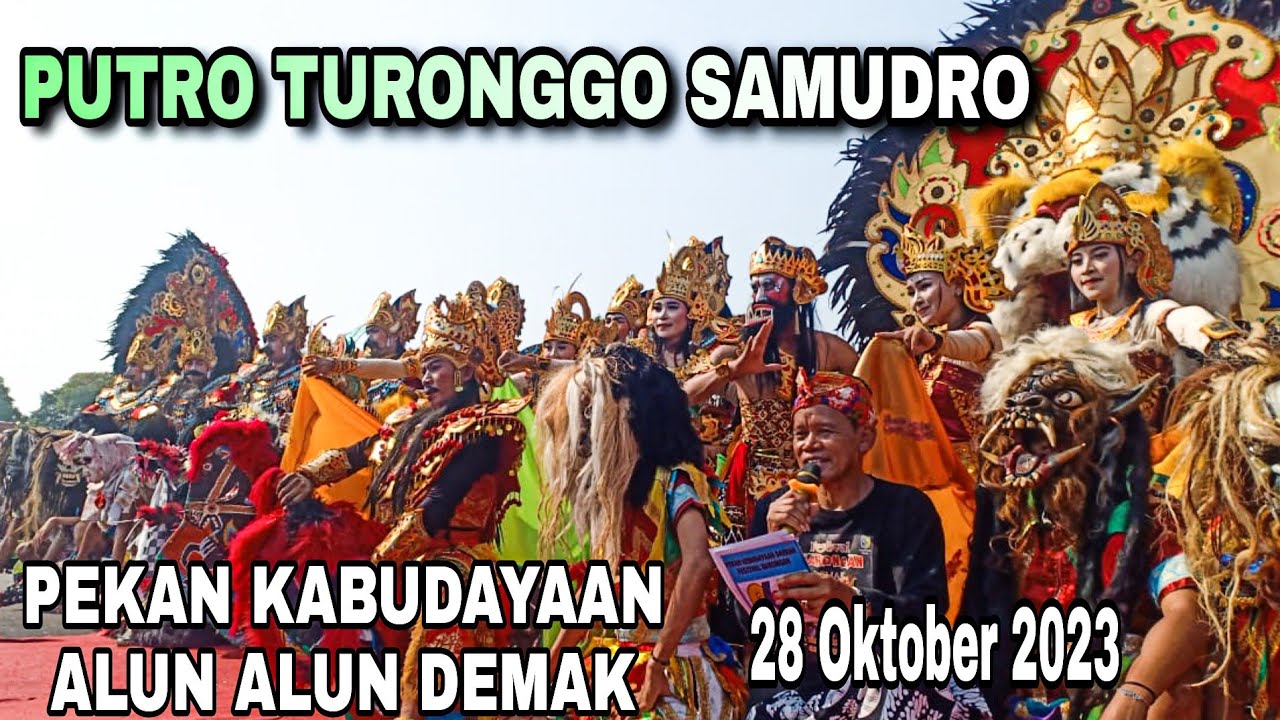 Nyueni... barongan Putro Turonggo samudro terbaru live kabudayaan alun alun Demak