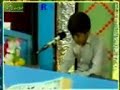 طفل إيراني يقرأ القرآن الكريم بصوت من ذهب