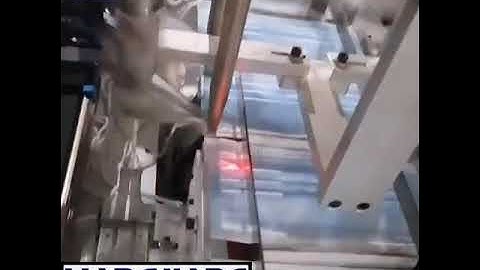 High-speed automatic elastic band mask machine.