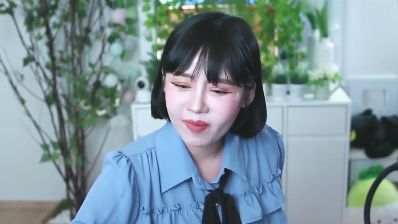 탈북민 손봄향의 라이브 7월 23일