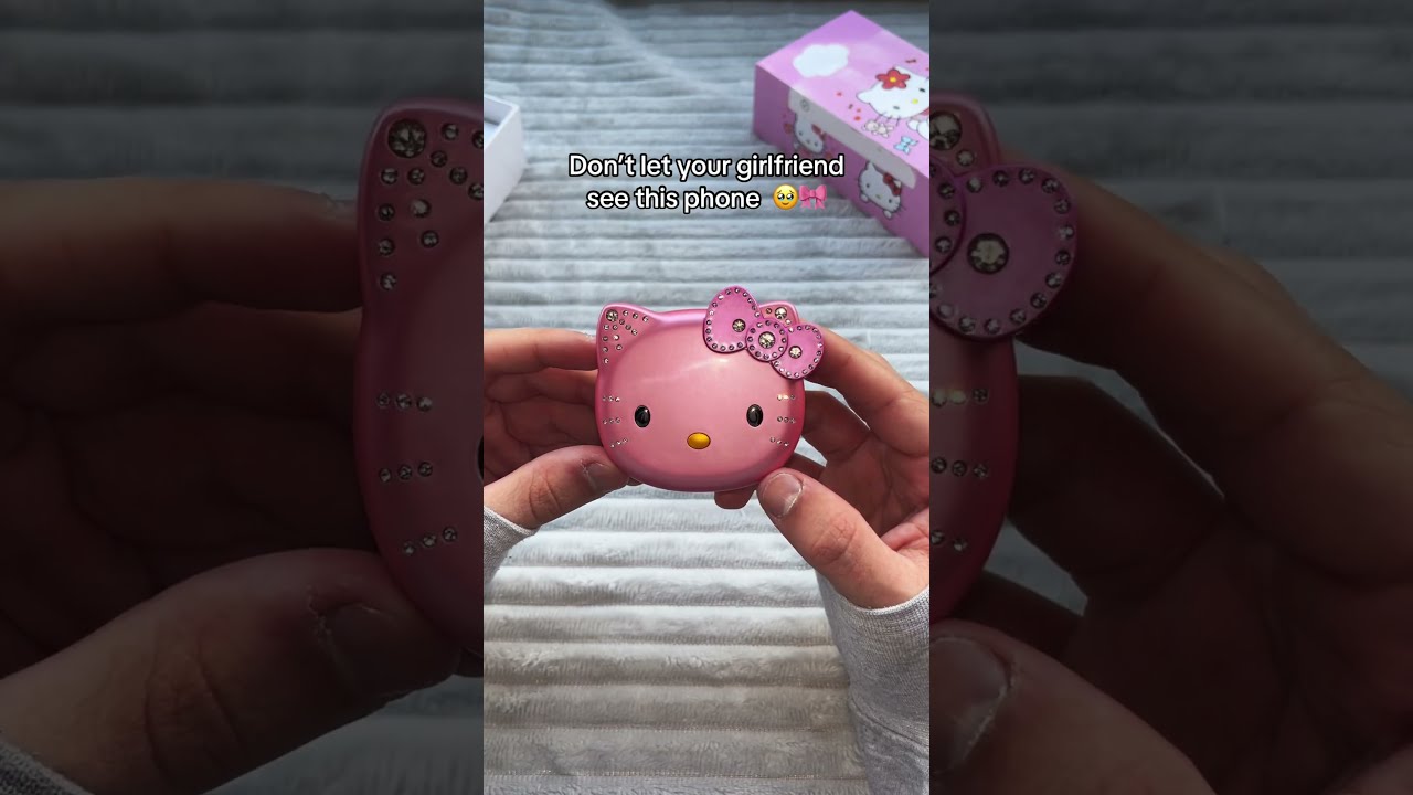 I M Obsessed With This Hello Kitty Phone Hellokitty Flipphone Cute Pink