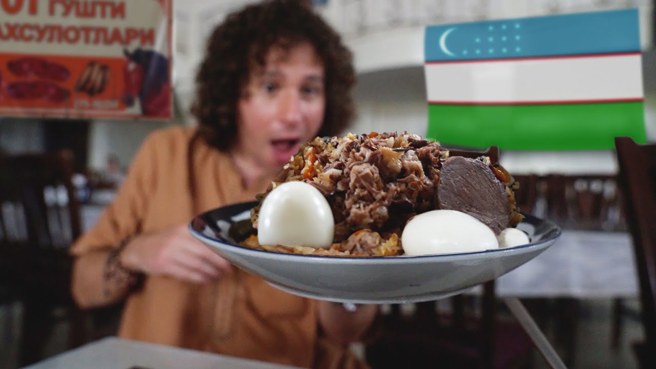 Probando comida callejera en UZBEKISTÁN
