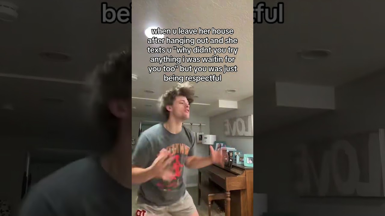 Подписывайтесь, чтобы не пропустить новые смешные моменты! 