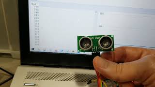 ME/EE106 Pico/MicroPython US-020 (SR-04-type) ultrasonic sensor demo
