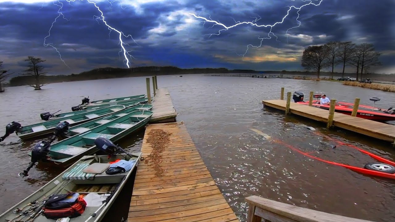 Fishing a Bass Tournament in a LIGHTNING STORM- Chickahominy Lake
