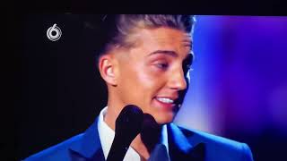 Download Lagu Concert$ Mart Hoogkamer met James Brown \u0026 Luciano Pavarotti (Impossible Duets) 2022 MP3