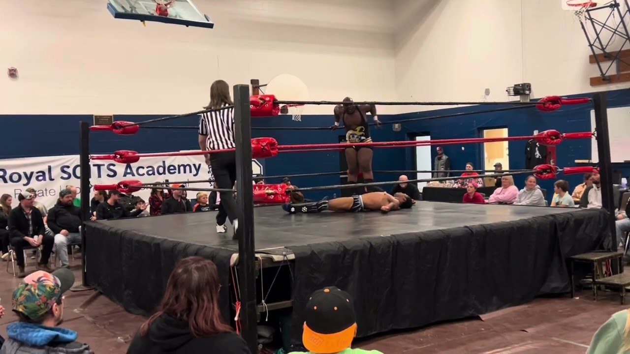 Chilly Brown Vs The Suplex Shogun Jackson Stone (Chemvalley Wrestling - Sarnia, Ontario) 10/26/2024
