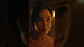 Gal Gadot In Red Notice..