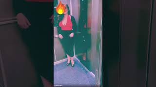 Dekolte. Kirmizi Crop