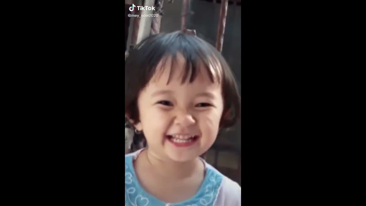 Viral anak kembar naura maira