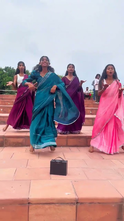again.. #dance #bhojpuri #song #awadheshpremi #girls #group #ytshorts #ytviral #youtube #fyp