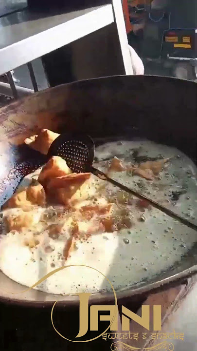 Legendary Samosa at Jani Di Hatti
