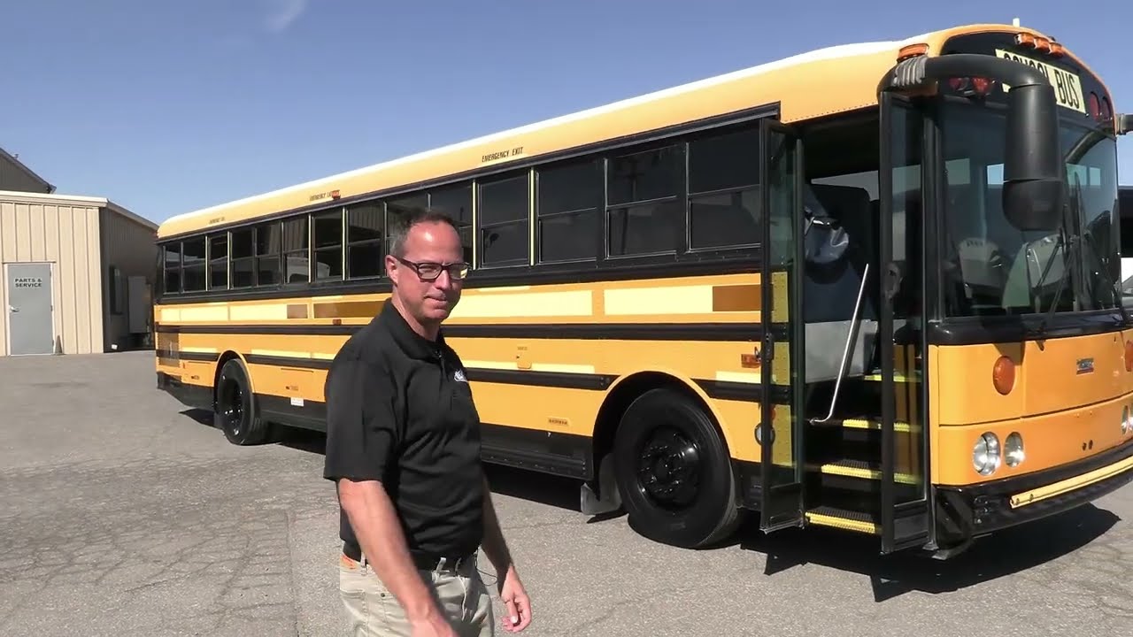 2011 Thomas Saf-T-Liner HDX School Bus B29368 - YouTube