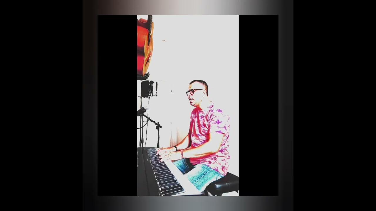 Te voglio troppo bene Andrea Sannino feat Franco Ricciardi cover piano e voce. YouTube Te voglio troppo bene Andrea Sannino feat Franco Ricciardi cover piano e voce. YouTube