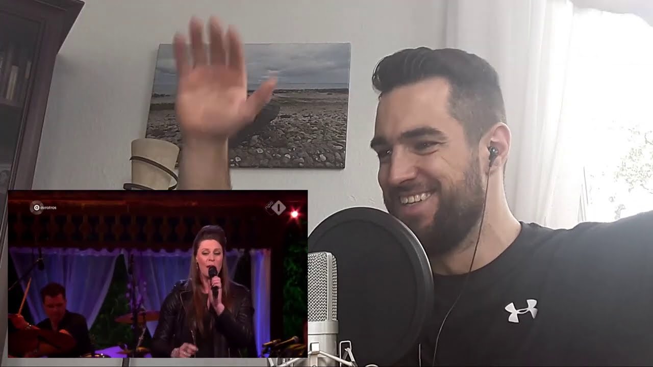 THAT WAS HER.....FLOOR JANSEN sings 