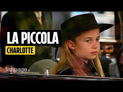 Video: Secondo la regina, la principessa Charlotte governa il posatoio!