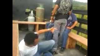 pelea de borracho que da risa