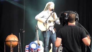 [Hyde Park, 2012] Newton Faulkner - Brick By Brick