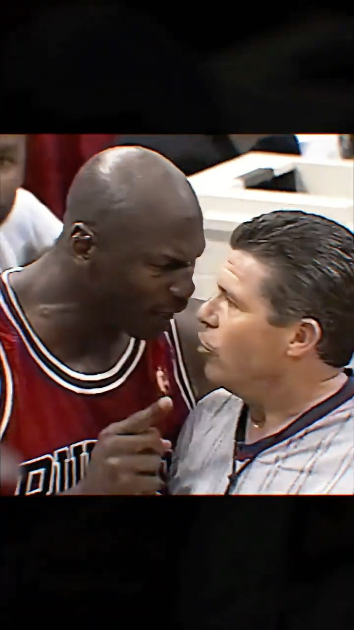 NBA Players vs Refs ??