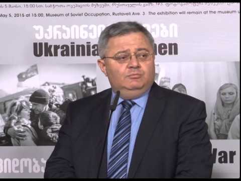 გამოსვლა ფოტოგამოფენის - \"დონბასი: მშვიდობა და ომი. უკრაინელი ქალები: მშვიდობა და ომი“ გახსნაზე