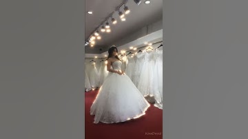 Váy cưới trắng công chúa cúp ngực | Chụp Ảnh Cưới Chuyên Nghiệp Tại HCM