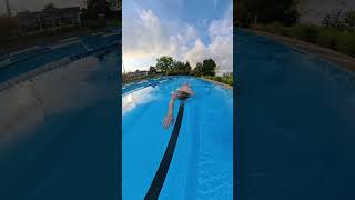 The breathing pattern seems to be a rather bigger topic to some. #swimming