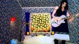 Bitch Meredith Brooks [OFFICIAL HQ VIDEO] Resimi