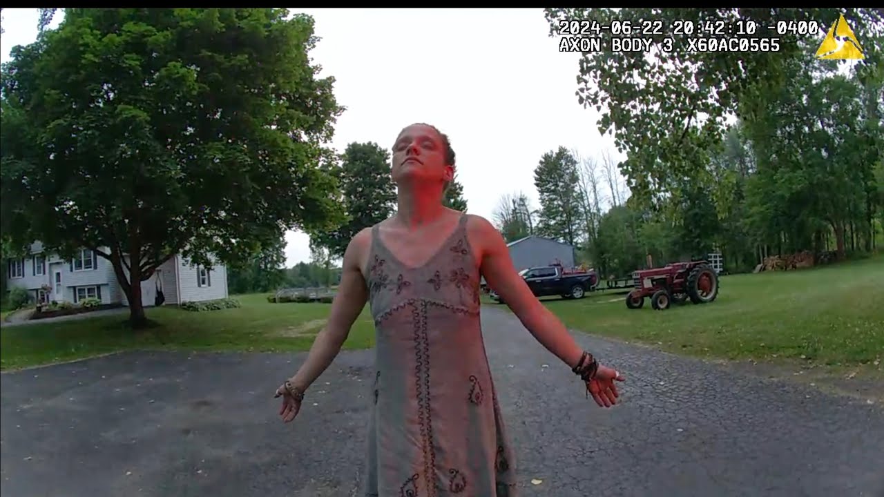 Мать арестовали за вождение в нетрезвом виде, пока ребенок сидел на заднем сиденье