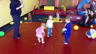 Violet at LittleGym_video2-desktop.m4v