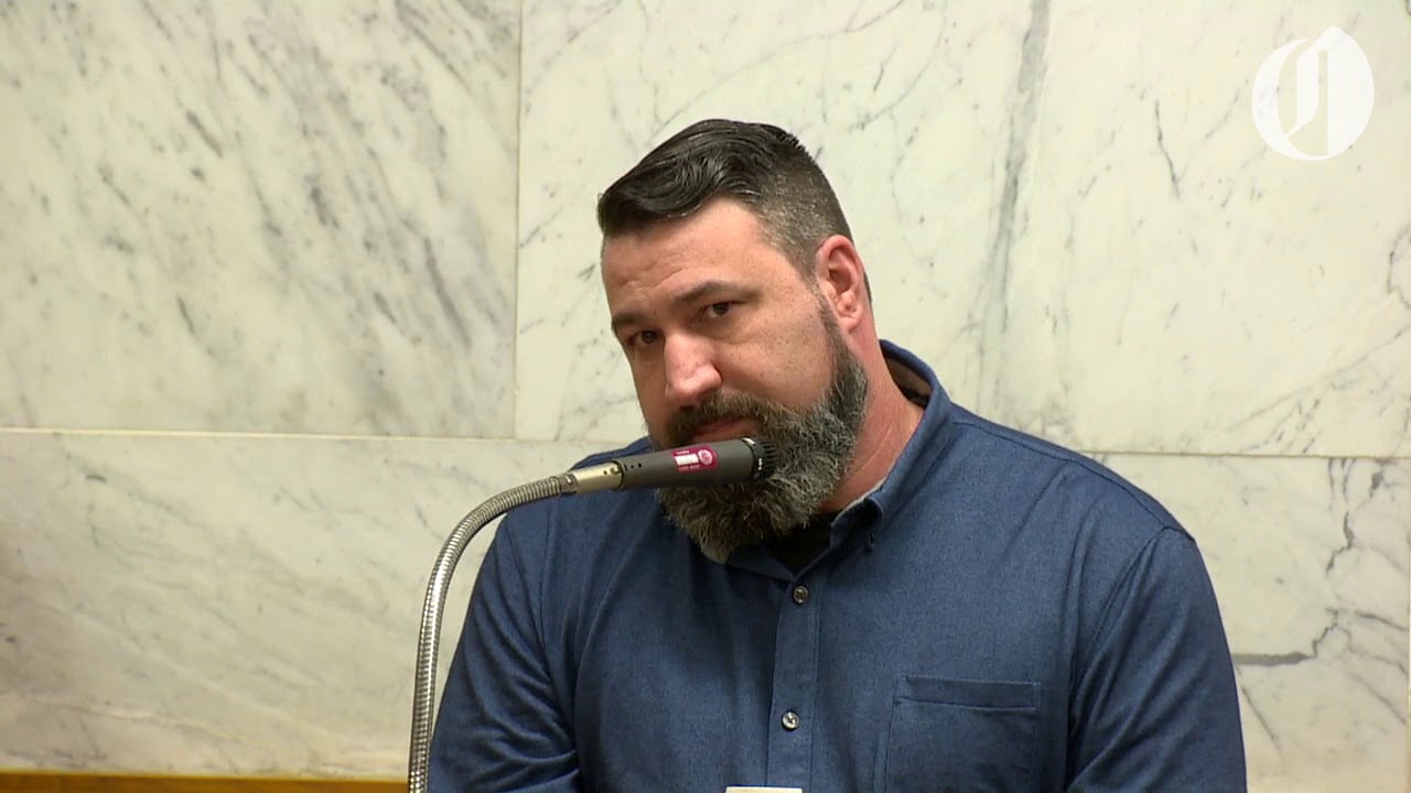 MAX stabbing witness says Jeremy Christian threatened then chased him after the train attack