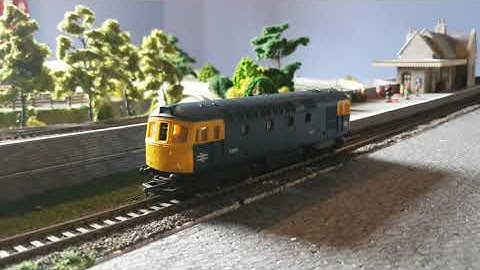 Lima Class 33 Diesel Locomotive