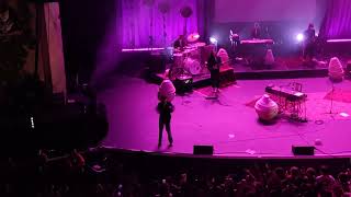 Clairo - Pretty Girl Live - O2 Academy Brixton 04/10/22