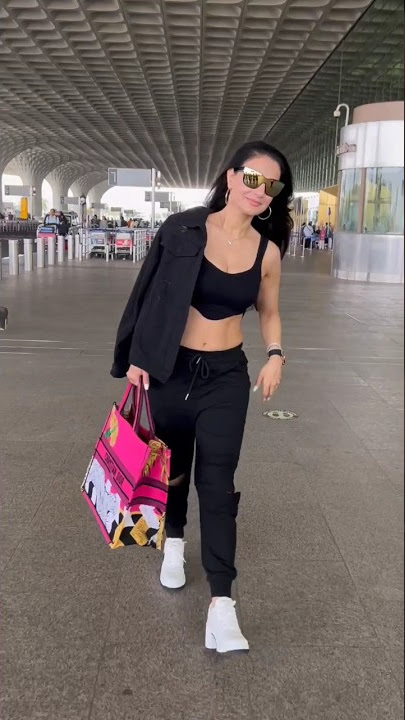 Actress Amisha Patel Spotted at Airport