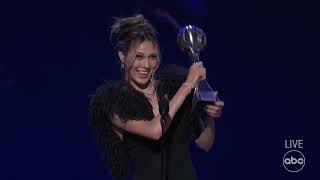 谷爱凌获得ESPYS2022最佳突破运动员奖。Eileen Gu wins Best Breakthrough Athlete award | 2022 ESPYS