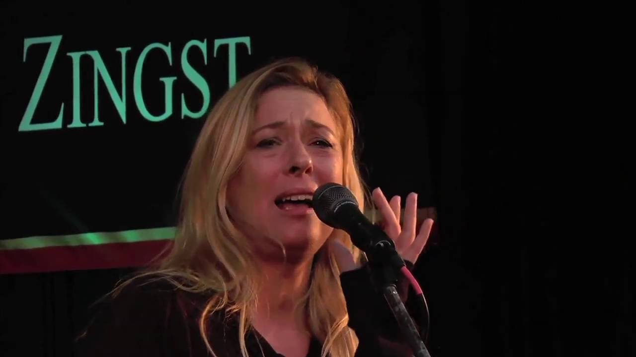 Watch Waldi Weiz Band feat. Steffi Breiting "I Feel The Earth Move" Zingst 2016 on YouTube Watch Waldi Weiz Band feat. Steffi Breiting "I Feel The Earth Move" Zingst 2016 on YouTube