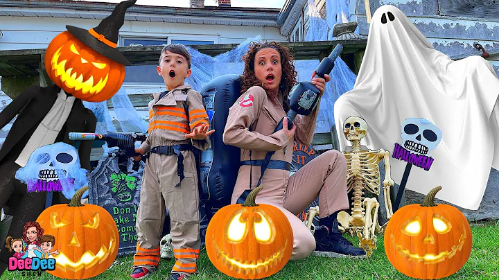 DeeDee and Matteo Halloween Adventure | Ghosts for...