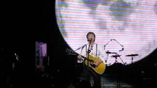 Paul McCartney - Blackbird (Live in Moscow, 14.12.2011)