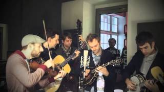 Punch Brothers - This Girl live &amp; acoustic @ the radio