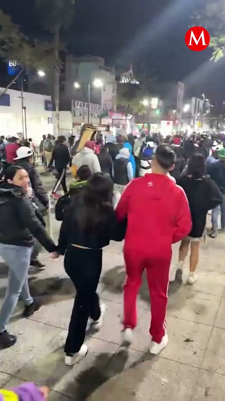 Miles llegan a la basílica para cantarle las mañanitas a la Virgen de Guadalupe