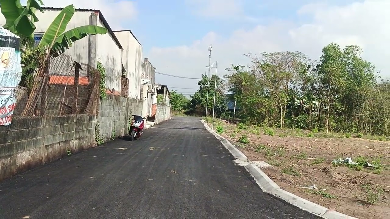 1 TỶ 750 SHR 5 X 22 THỔ 100 %.XA CỦ CHI TPHCM.DUONG THÔNG LH.0352541607