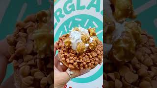 🍩 Disney Springs • Everglazed DONUTS • Butterscotch Caramel specialty donut for Butterbeer fans! screenshot 3