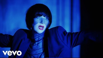 Yeah Yeah Yeahs - Burning (Official Video)