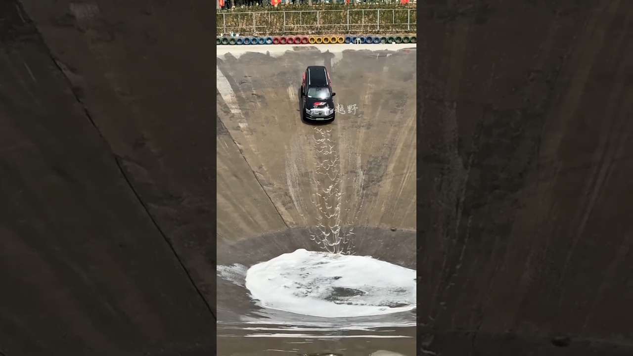 Slippery Car Escape 😲🚗New Viral Gadgets Smart Appliances Kitchen Utensils/ Home Inventions #shorts