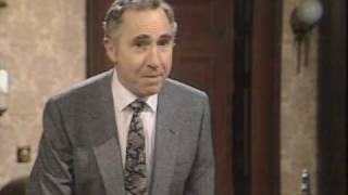 Yes Minister Special Sketch (Christmas at the ministry)- 1982
