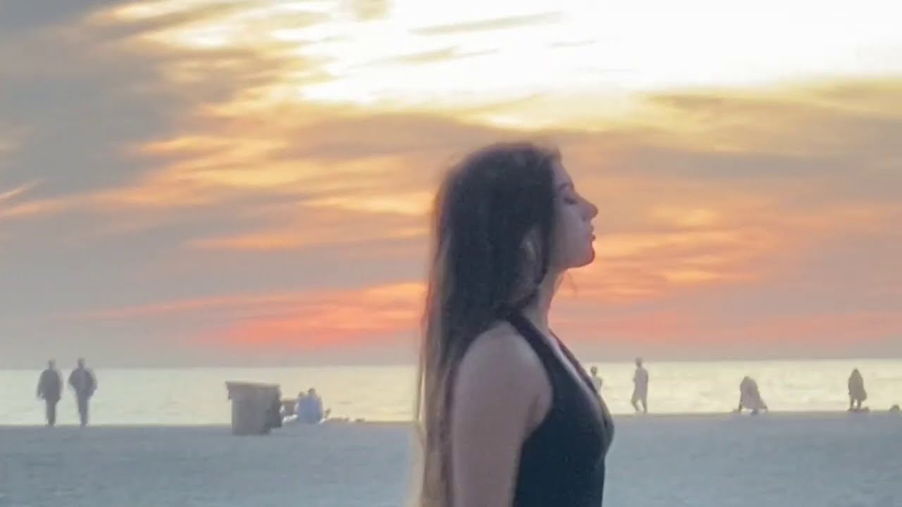 Gabriella Whited - MIDDLE (unreleased song)