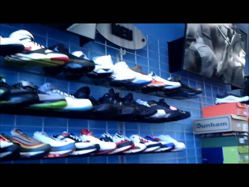 REP YOUR SNEAKERHOOD - YouTube