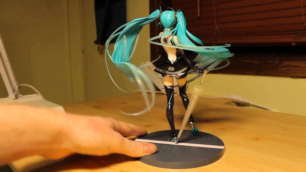 Racing Miku 2011 ver. 1/8 PVC Figure Review - YouTube