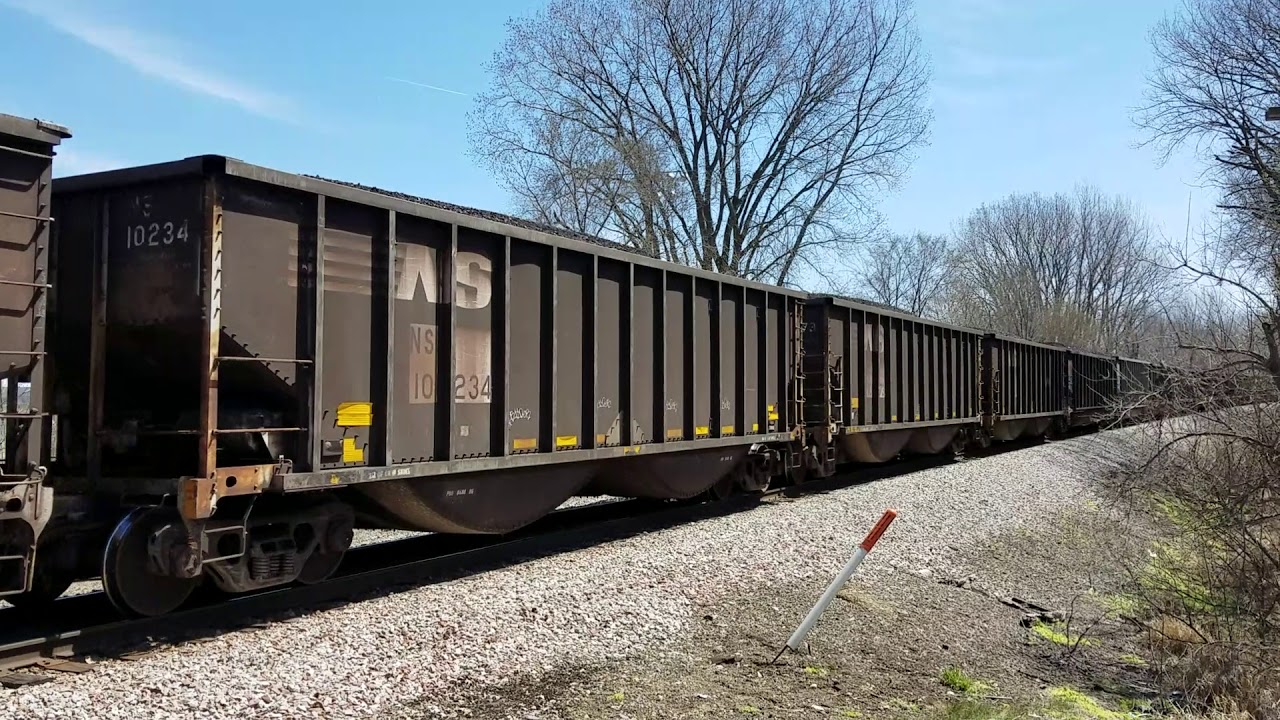 Iais 503 IAIS PECR coal IAIS 503 NS 8051 & IAIS 504 as DPU Davenport Iowa - YouTube