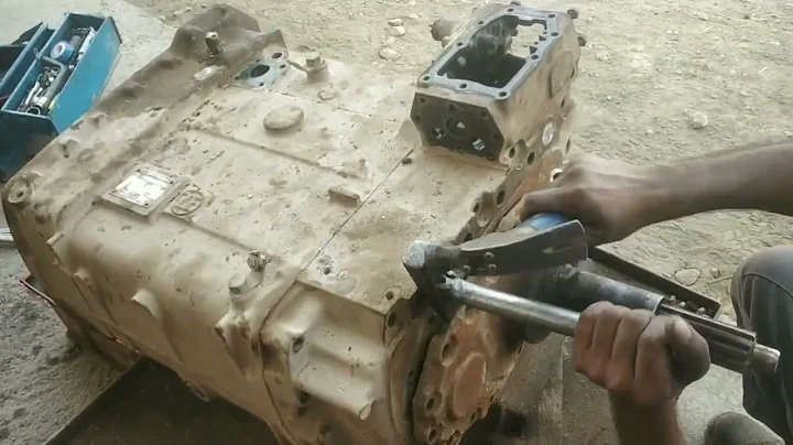 ZF S16-130 (9 speed) Mercedes actors gear box dismantle from optimum international.