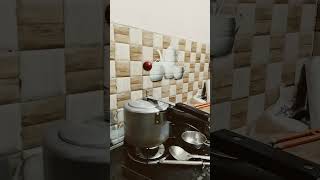 Ball jumping on pressure Cooker...its not a magic its science